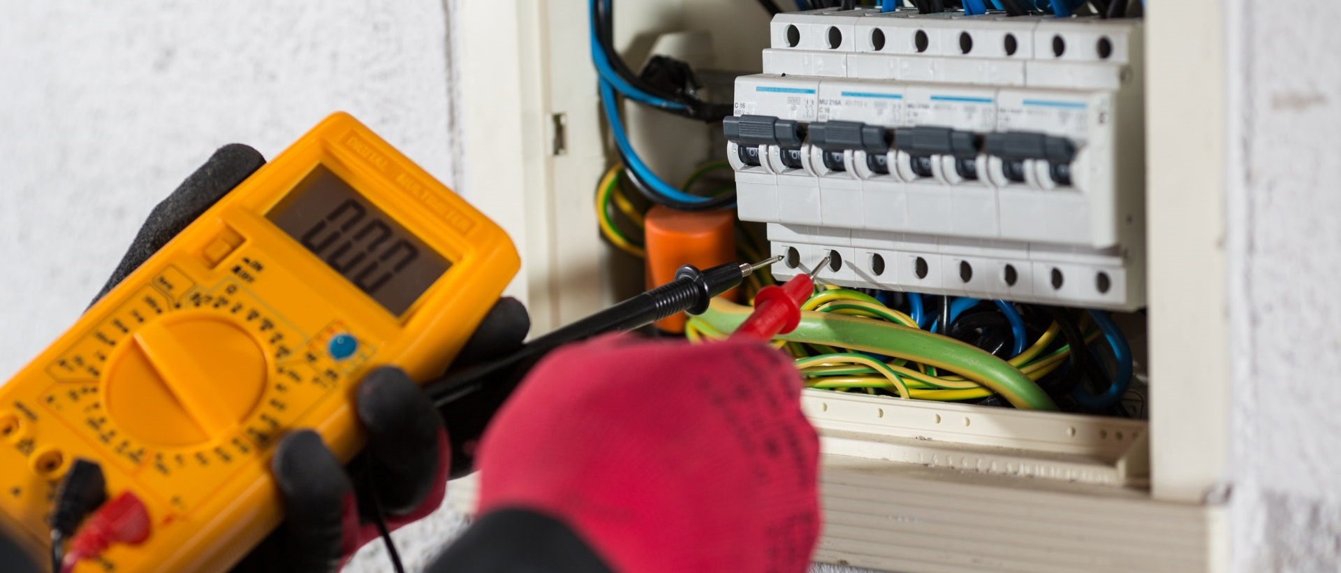 Electricians SW9